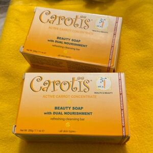 Beauty Soap With Dual Nourishment NWOT